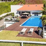 Villa Sol E Mar Dio By *