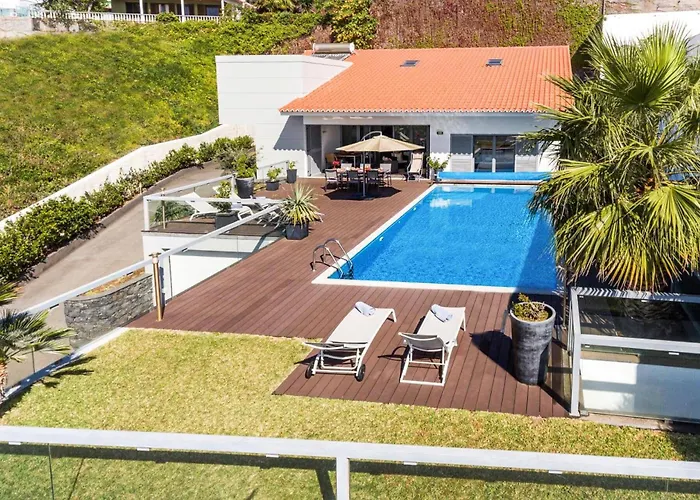 Villa Sol E Mar Dio By *